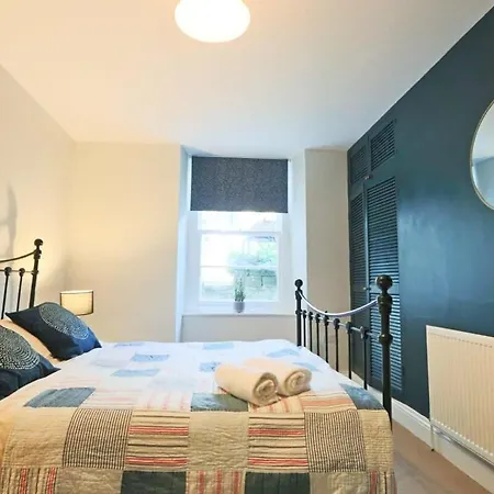 Appartement Lovely Alma Vale One Bedroom Flat